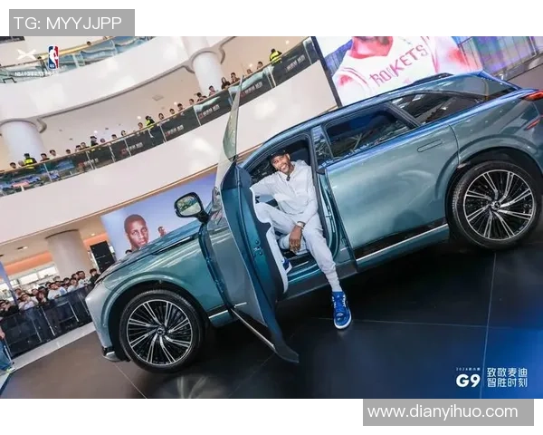 足球巨星滑雪挑战:跨界运动的极限对决与激情碰撞 足球巨星滑雪挑战:跨界运动的极限对决与激情碰撞